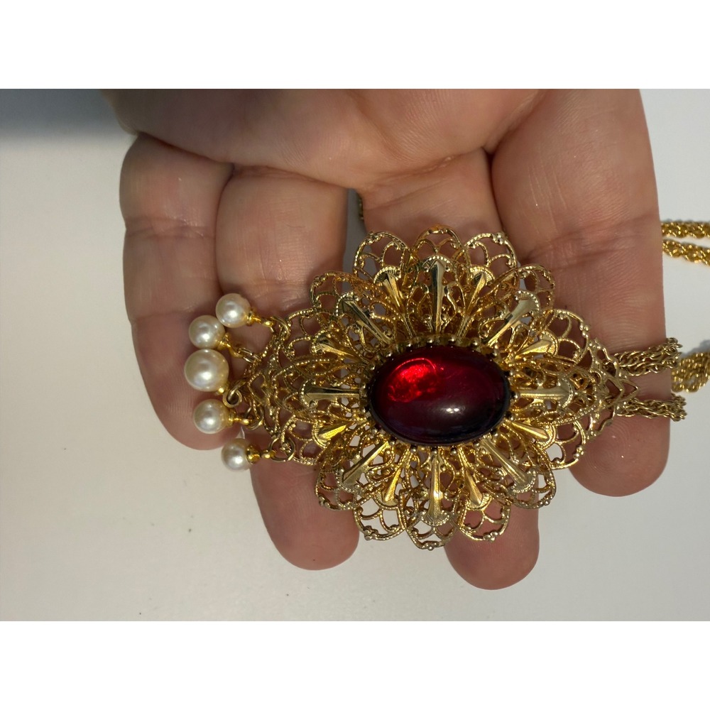 Vintage‎ Gold Tone Filigree Slide Necklace Ruby Red Cabochon Faux Pearl Dangle